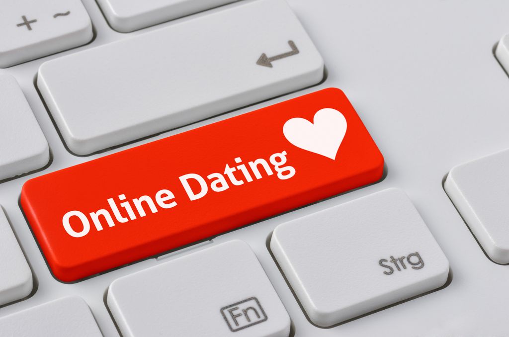 AmourMeet Site Testimonial In 2025 - Free Credits, Prices, Legality